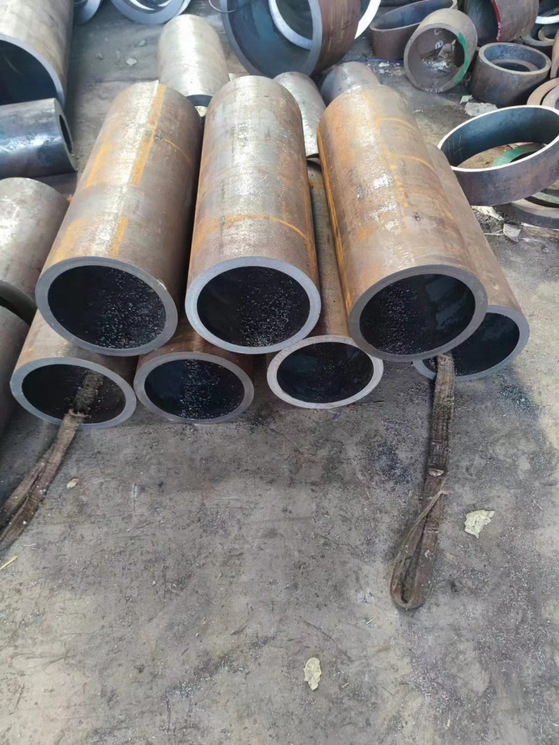 麻栗坡麻栗坡麻栗坡12Cr1MovG无缝钢管切割